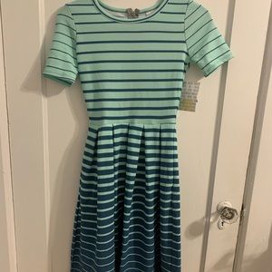 ☀️Lularoe Amelia Dress